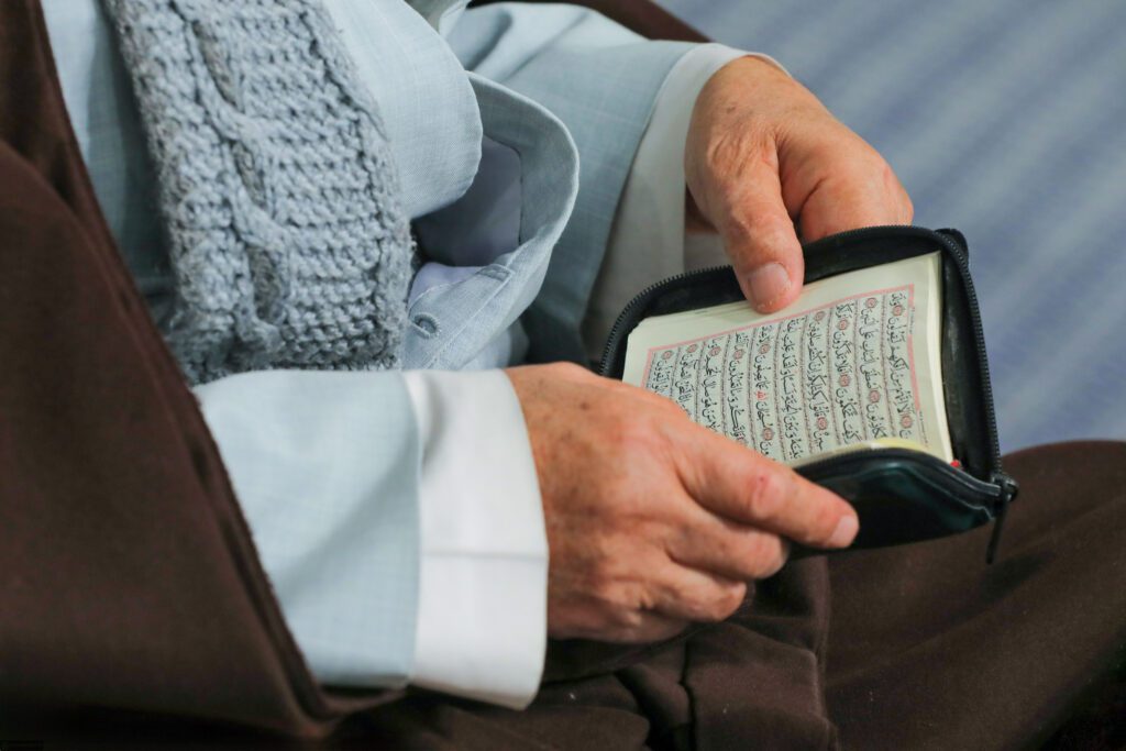 Uzmanlar Meclisi üyeleri Ayetullah Hamanei ile görüştü