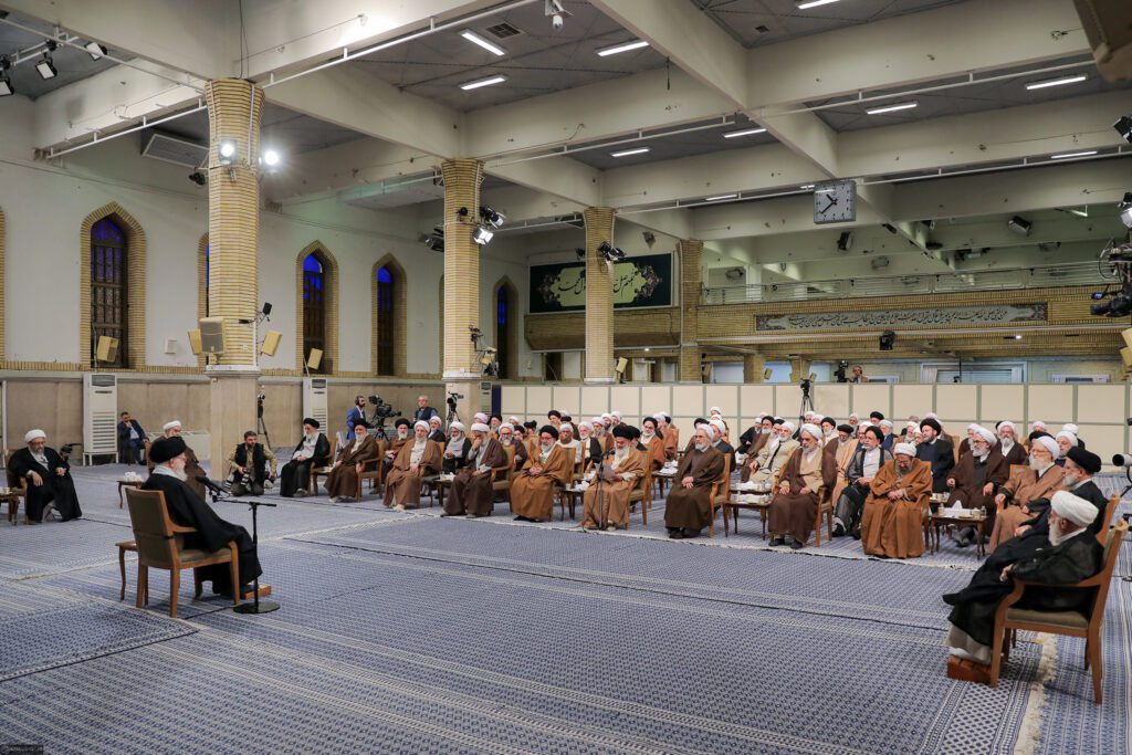 Uzmanlar Meclisi üyeleri Ayetullah Hamanei ile görüştü