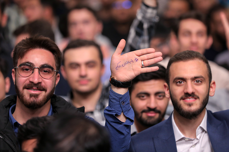 Öğrencilerin devrim lideriyle ramazan buluşması