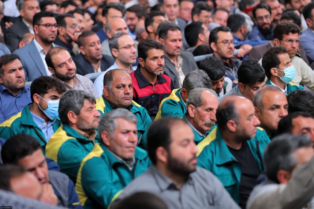 Ayetullah hamenei İş ve İşçi Haftası münasebetiyle işçilerle görüştü