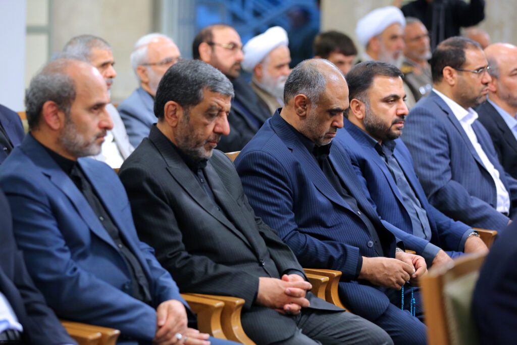 Devrim Lideri Ayetullah Hamanei, 13. Devlet Üyeleri ile Görüştü
