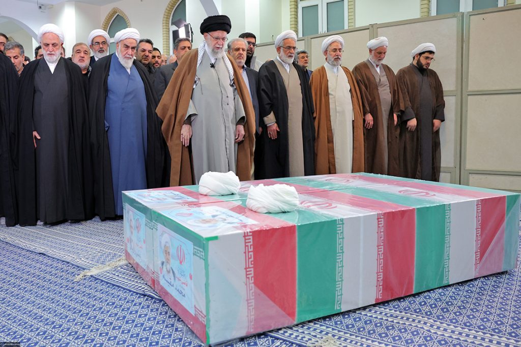 İki Şehit Hakimin Cenazesinde Namaz Kılınması