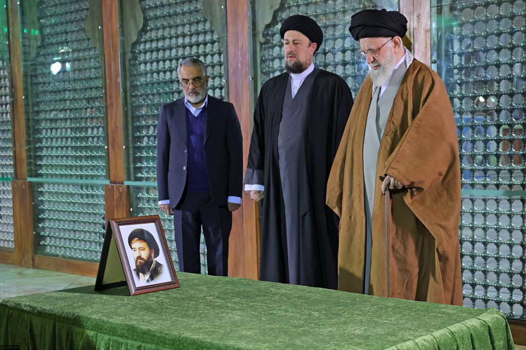 Devrim Liderinin, İmam Humeyni'nin Türbesi ve Behişt-i Zehra Ziyareti