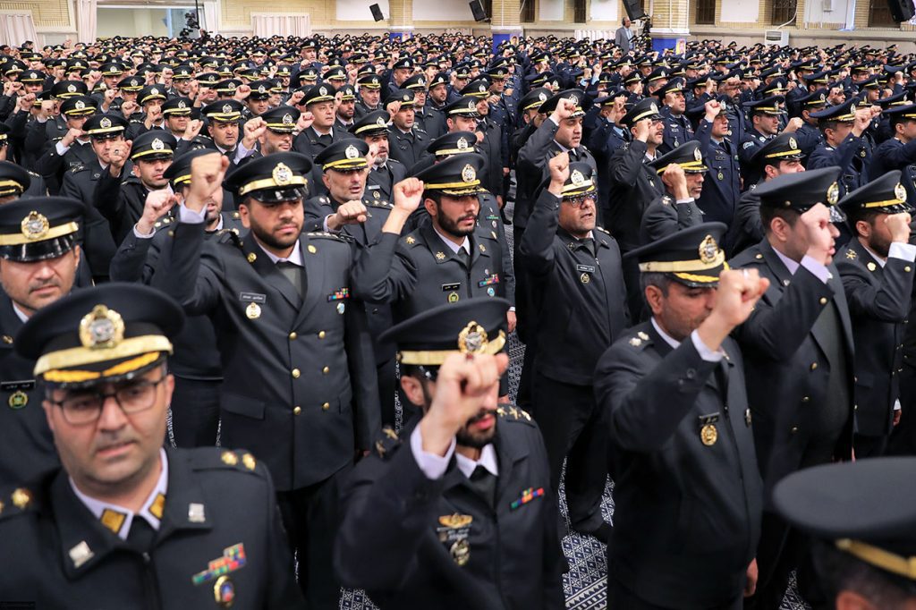 Hava Kuvvetleri ve Hava Savunma Komutanları Devrim Lideri ile Bir Araya Geldi